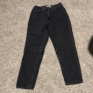 Levi’s 80s Mom Jean